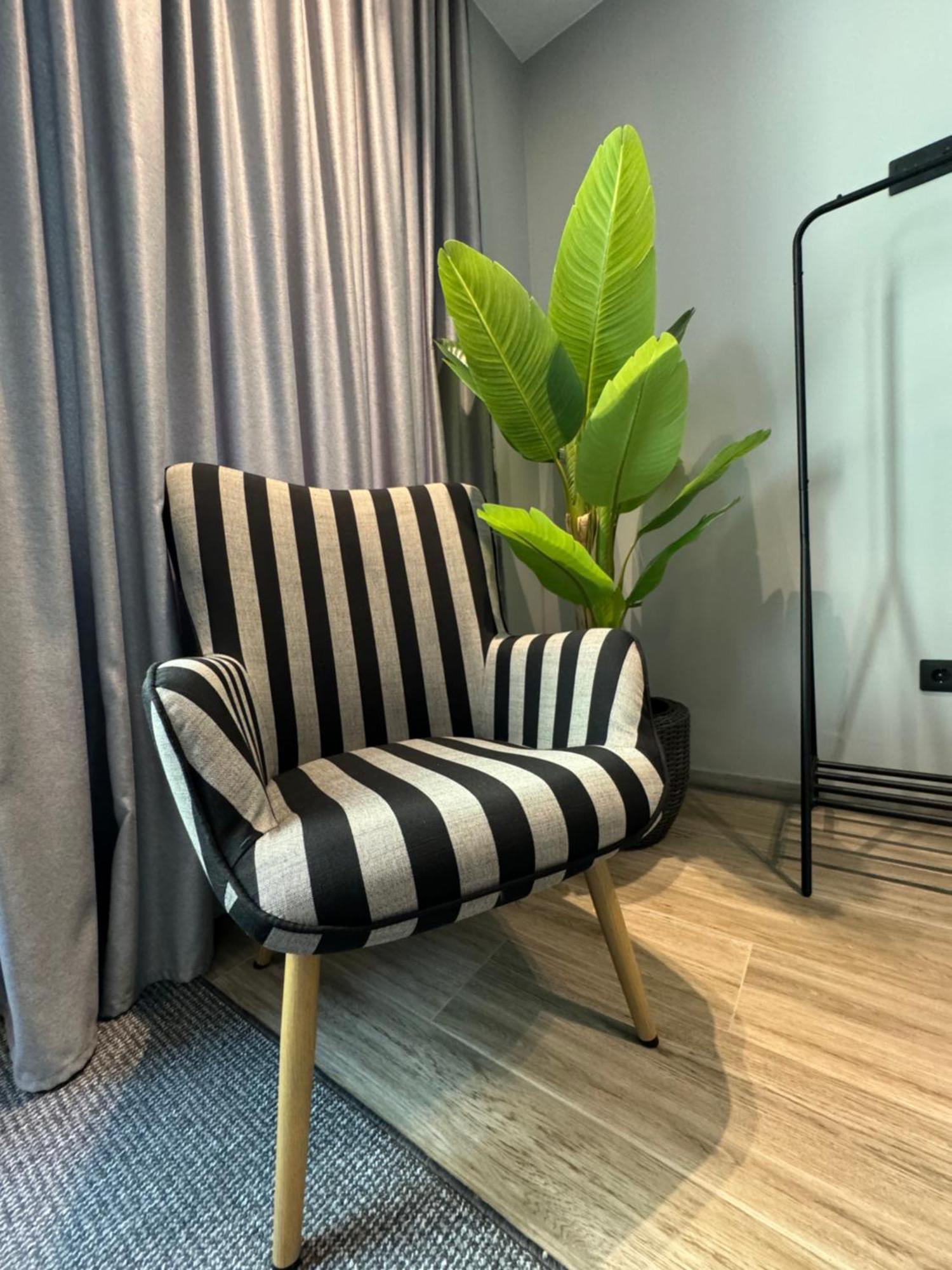 No9, Chic & Modern 2Bdr Apartment In The Centre Of 테살로니키 외부 사진